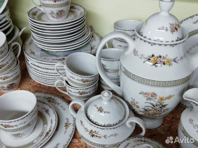 Сервиз чайный на 12 персон Англия Сервиз чайный на 12 персон Англия
