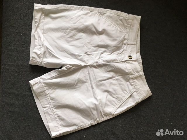 Шорты-бермуды из хлопка размер S-42 Шорты-бермуды из хлопка размер S-42
