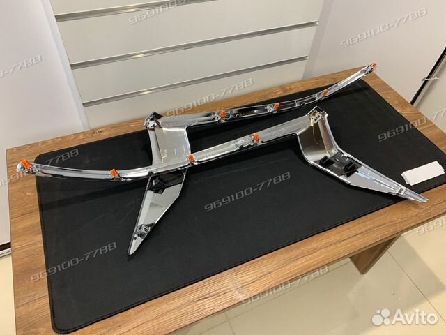 Молдинги фар Land Cruiser Prado 2017 - 2020 Новые Молдинги фар Land Cruiser Prado 2017 - 2020 Новые