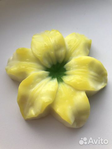 Мыло ручной работы «Лилия»