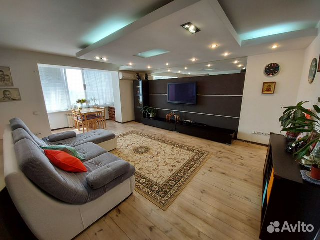3-к квартира, 100 м², 5/6 эт.