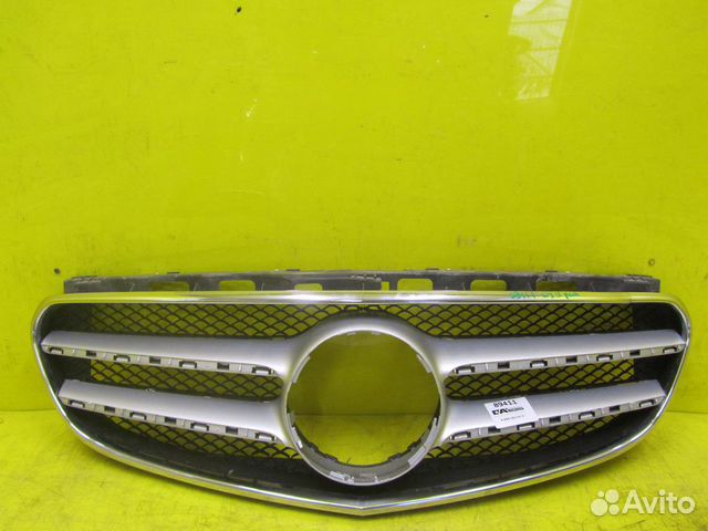 Решетка радиатора Mercedes-Benz E-klasse W212 (201 Решетка радиатора Mercedes-Benz E-klasse W212 (201