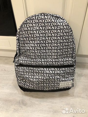 Рюкзак новый dkny Рюкзак новый dkny