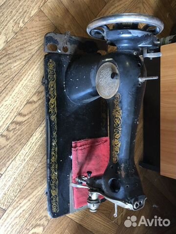 Швейная машина