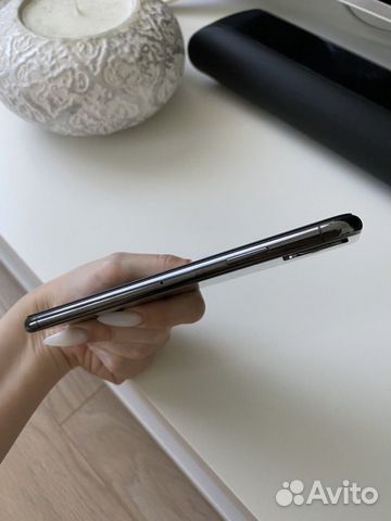 Телефон iPhone XS Max Телефон iPhone XS Max