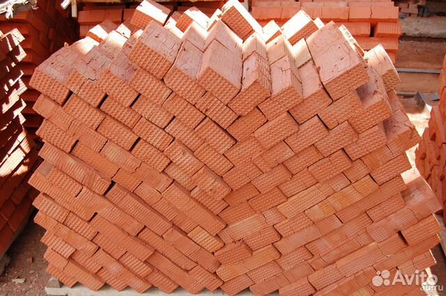 Кирпич Кирпич