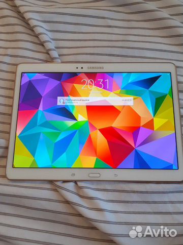 Планшет Samsung Galaxy Tab S SM-T805 с клавиатурой Планшет Samsung Galaxy Tab S SM-T805 с клавиатурой