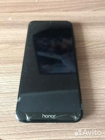 Телефон Honor 8a, 32gb Телефон Honor 8a, 32gb