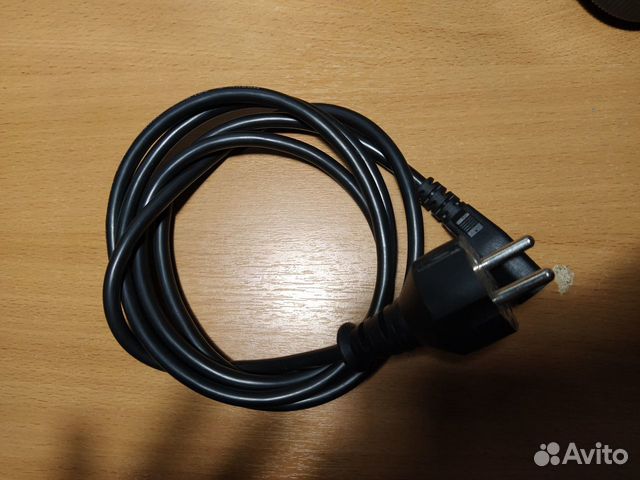 Кабель питания для компьютера