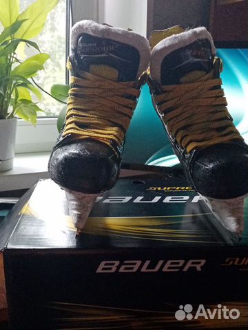 Коньки хоккейные полевого игрока bauer supreme S27