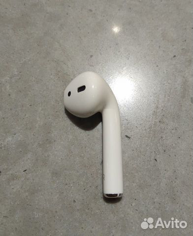 Правый наушник AirPods 1 поколения