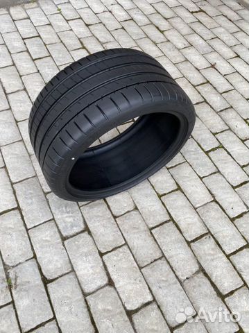 285/30 19 98Y MO1 Michelin Pilot Super Sport 285/3