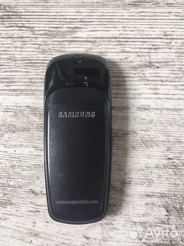 Телефон Samsung