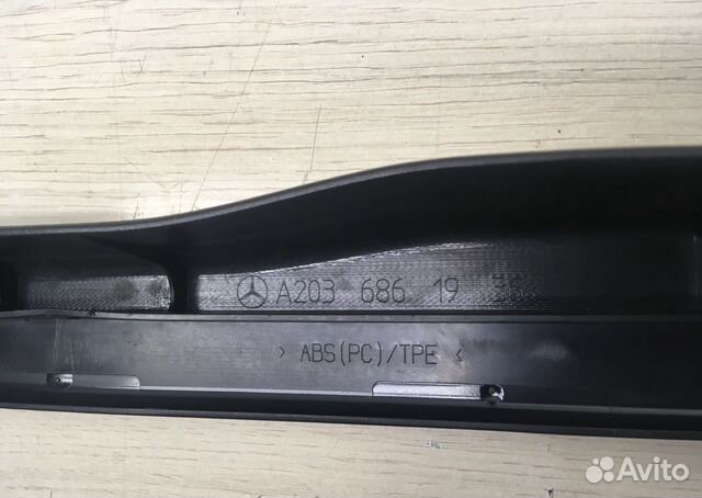 Накладка порога Mercedes W203