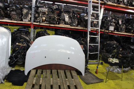 Капот Peugeot 307