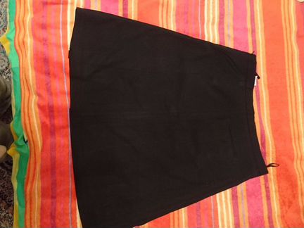 Женская юбка черная