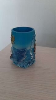 Привезённая подставка для концелярии