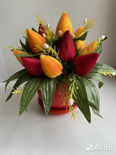 Тюльпаны в кашпо