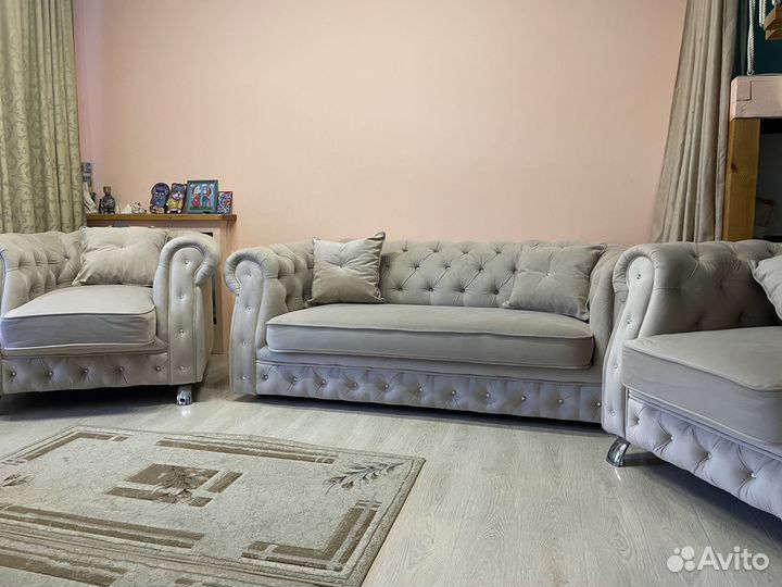 Диван и 2 кресла