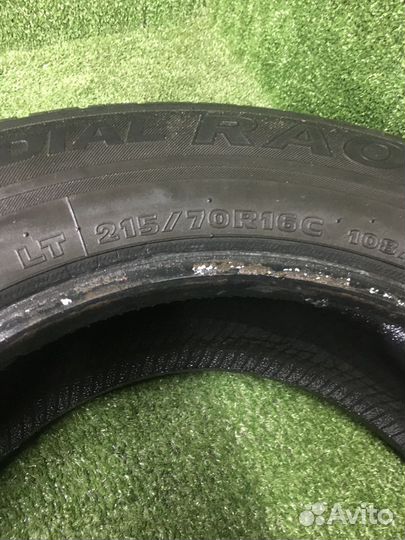 Hankook Radial RA08 215/70 R16C T