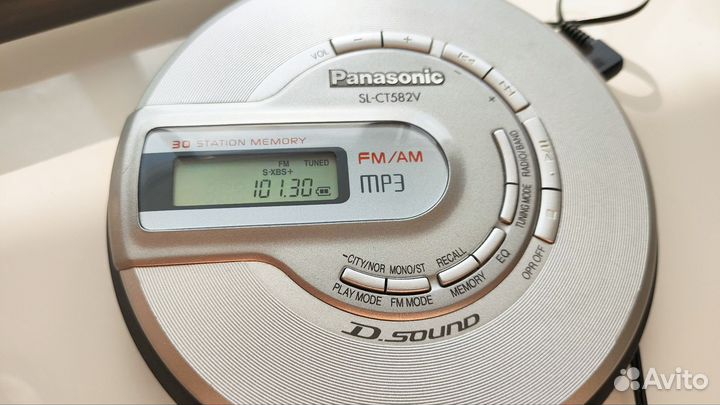 CD/MP3 плеер Panasonic SL-CT582V, наушники, сумка