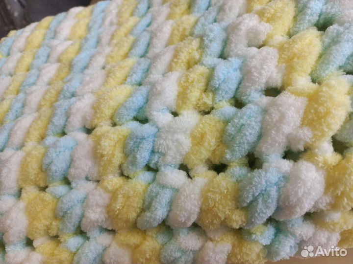 Деский вязаный плед