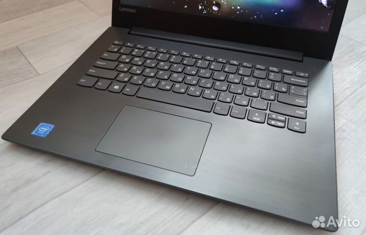 Lenovo\Win 10\Intel 2600mg\SSD\DDR4 8gb\акб 5ч