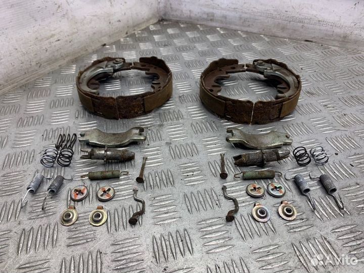 Ремкомплект стояночного тормоза Nissan Qashqai J10