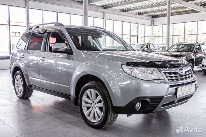 Subaru Forester 2.0 AT, 2011, 215 000 км