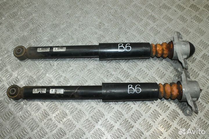 Амортизаторы задние Volkswagen Passat B6 Variant