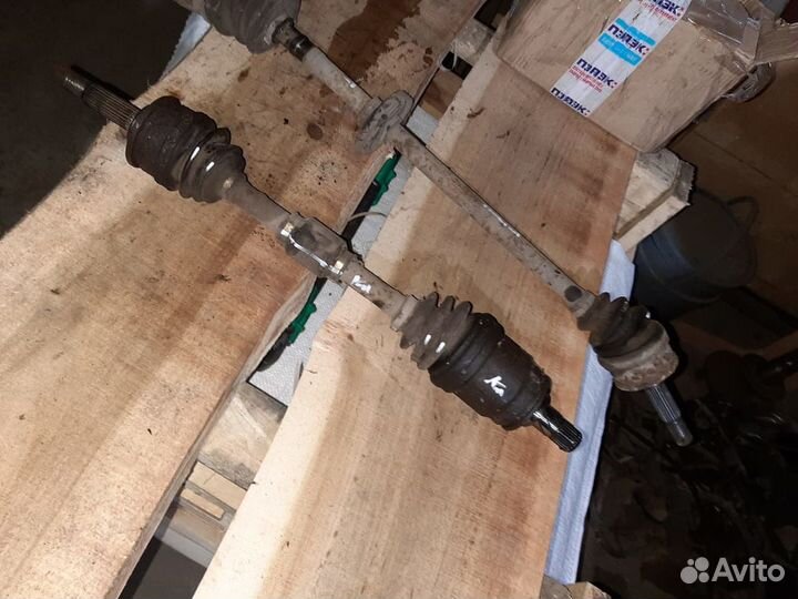 Nissan March micra k11 cube 10 привод левый правый