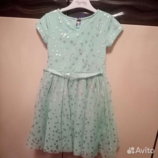 Платье на девочку