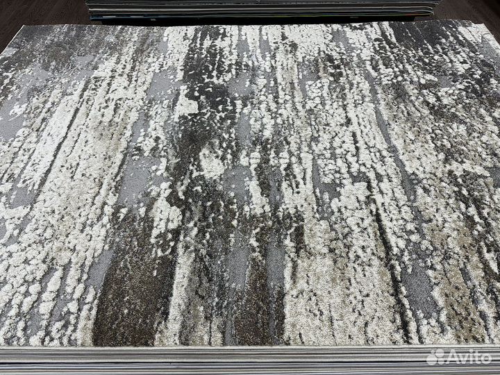 Ковер 2х2.9 новый