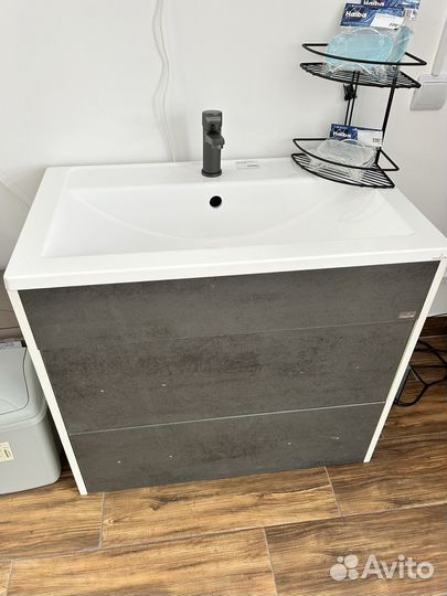Тумба с раковиной для ванной