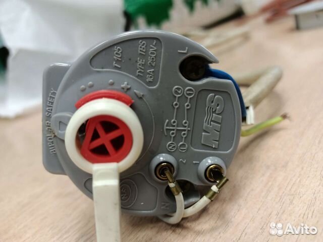 Терморегулятор для обогревателя воды