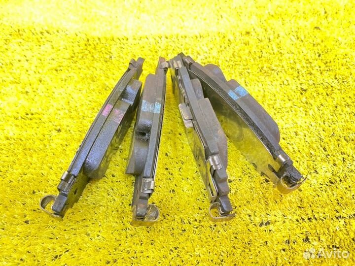 Тормозные колодки заднее Lexus