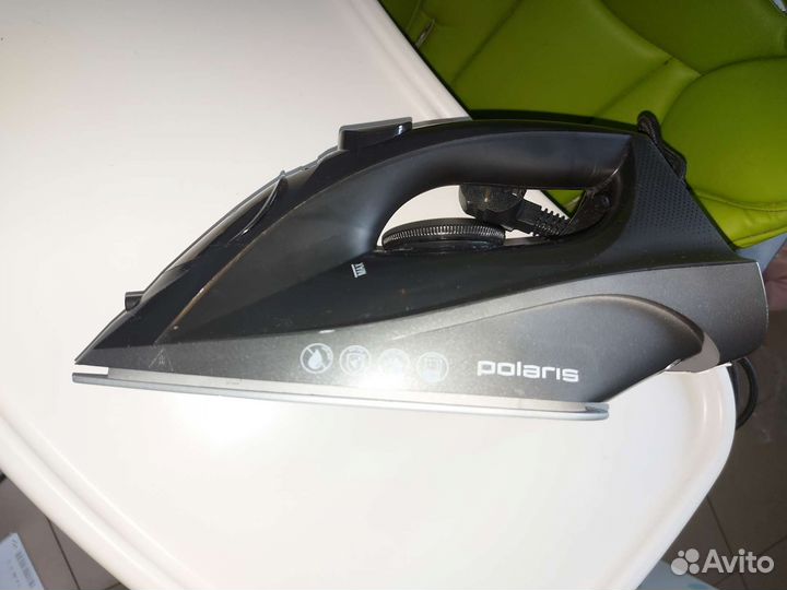 Утюг polaris