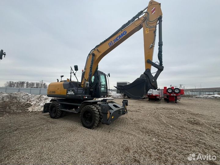 Колёсный экскаватор XCMG XE180WD, 2023