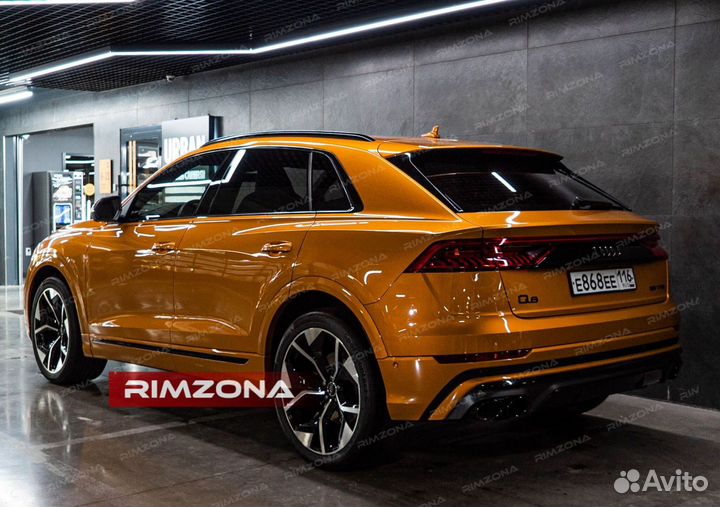 Кованые диски R22 на Audi RS7