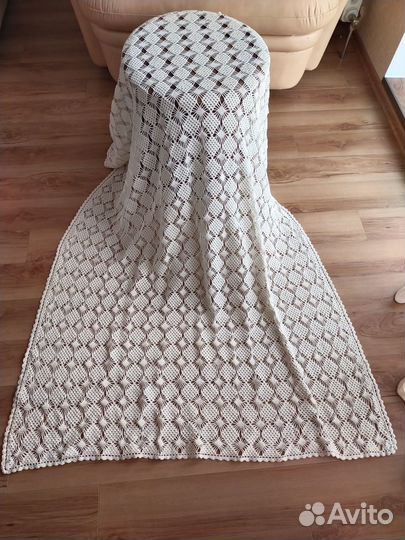 Вязаная скатерть Германия