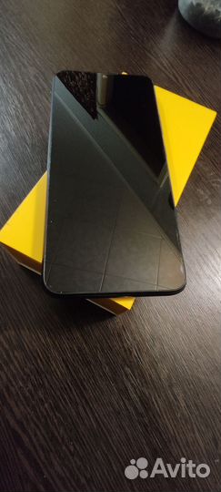 Смартфон realme c21 4/64