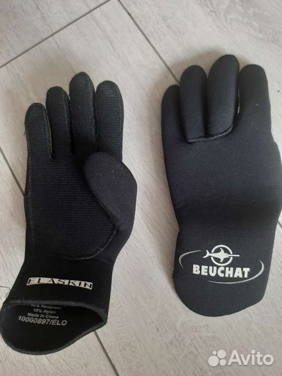 Гидрокостюм мужской, шлем, перчатки