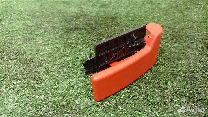 Ручка открывания капота Mercedes Benz W204 2007-2