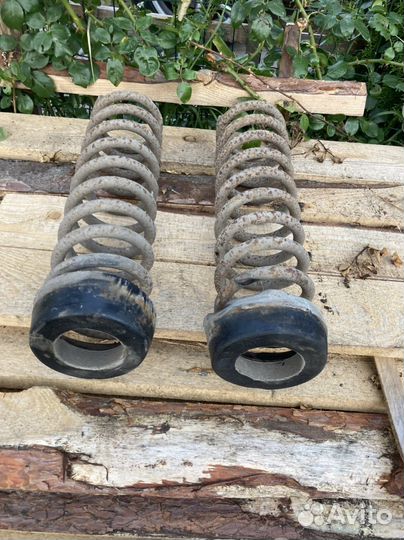 Пружины Мерседес 190, 124