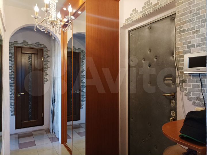 2-к. квартира, 56 м², 5/14 эт.