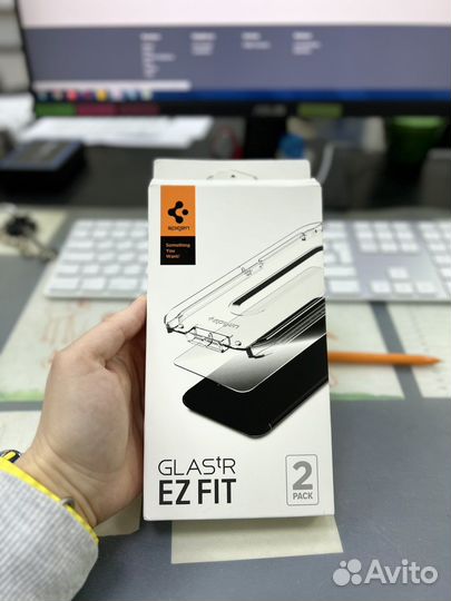 Новое Защитное стекло spigen для iPhone 12 Pro Max