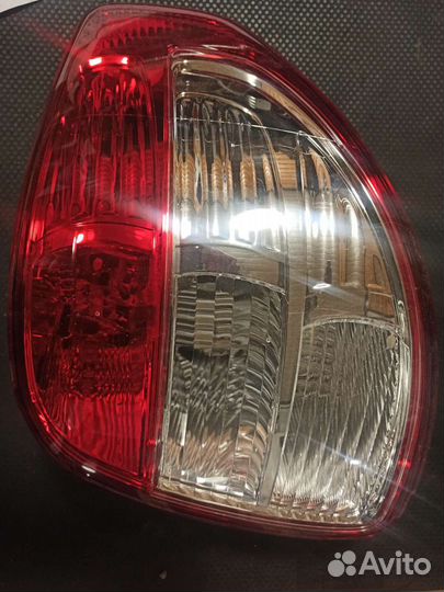 Фонарь задний правый suzuki sx4