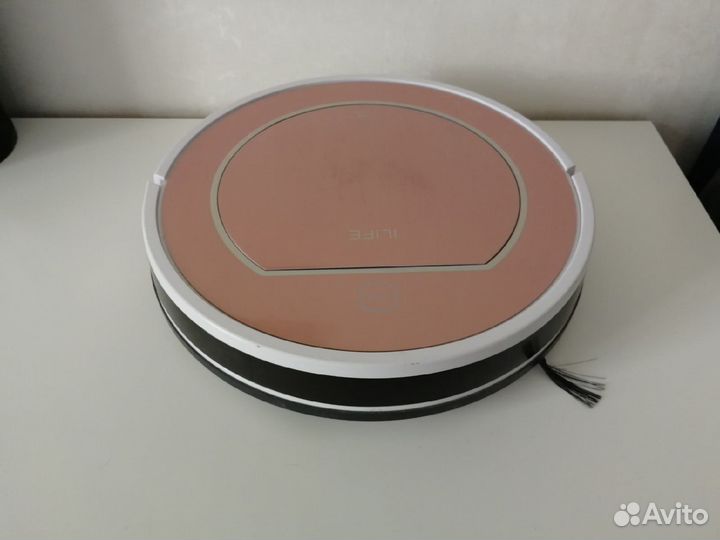 Робот-пылесос Ilife v7 plus на запчасти