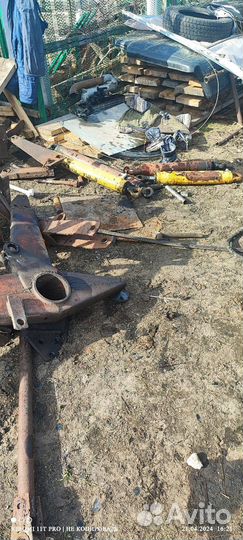 Погрузчик пку 0, 8. мтз Юмз