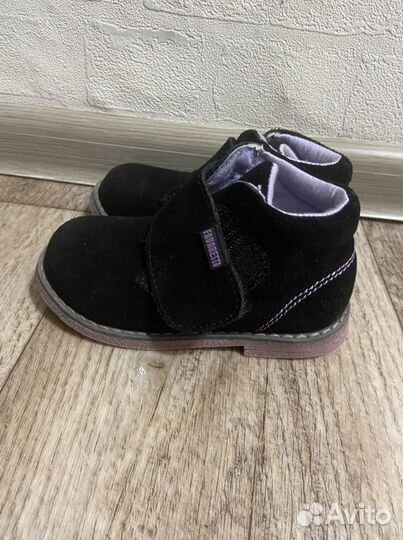 Ботинки детские 25 размер